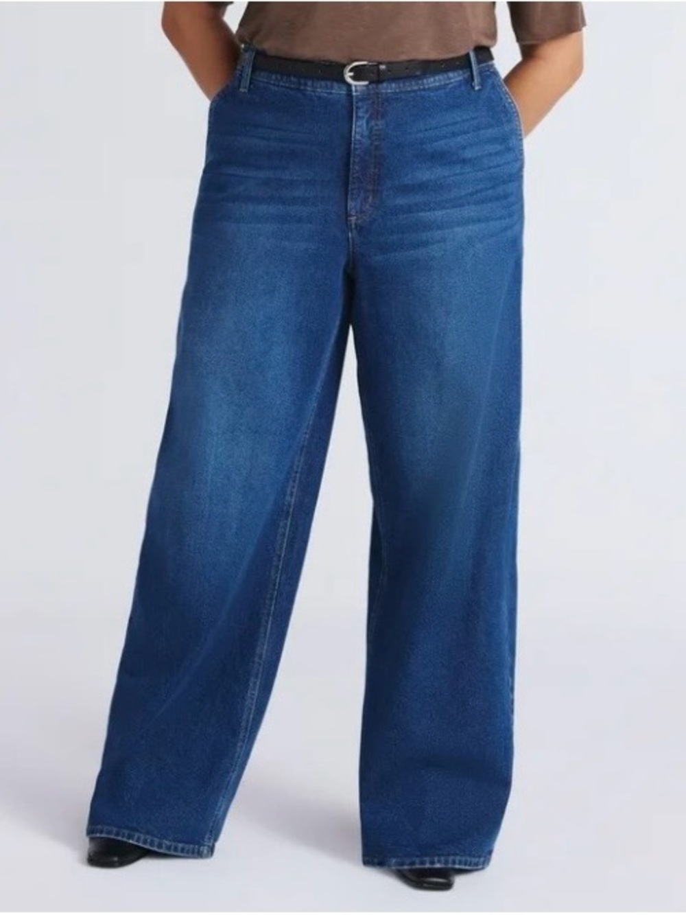 Sofia by Sofia Vergara Women’s 14 Diana Relaxed Hi-Rise Straight Jeans Dark Wash
